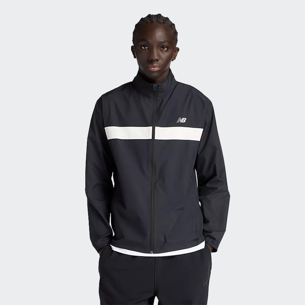 Campera New Balance Sport Essentials - Negro 