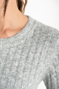 Sweater Grueso Acanalado Gris