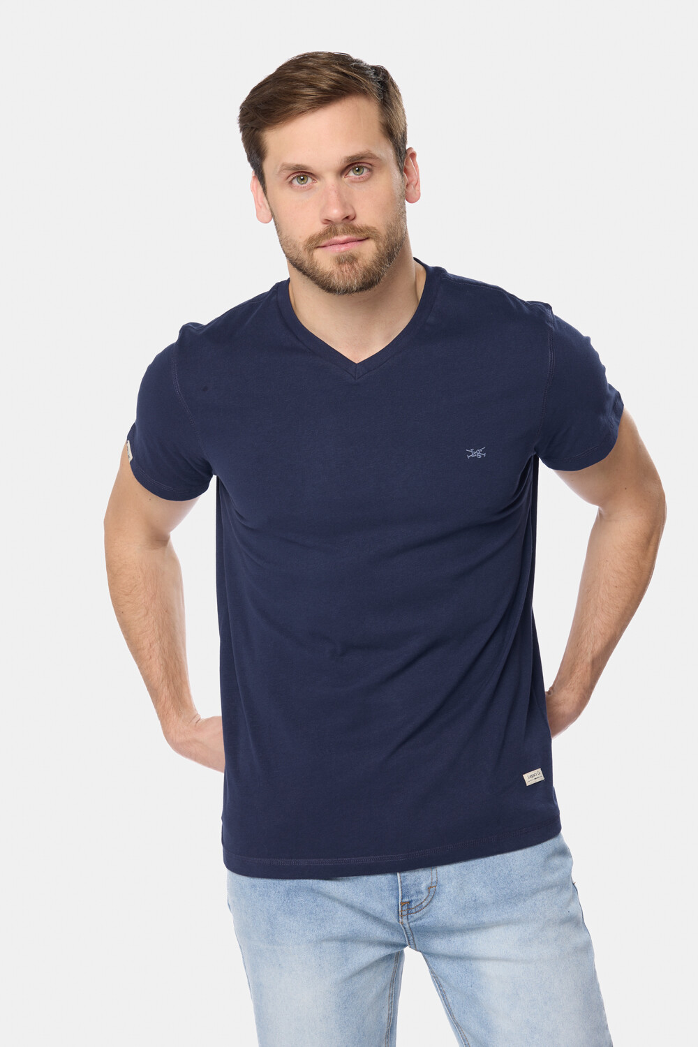 REMERA LISA ESCOTE V Azul