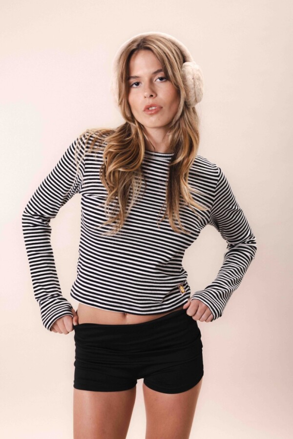 Remera Wes Remera Wes