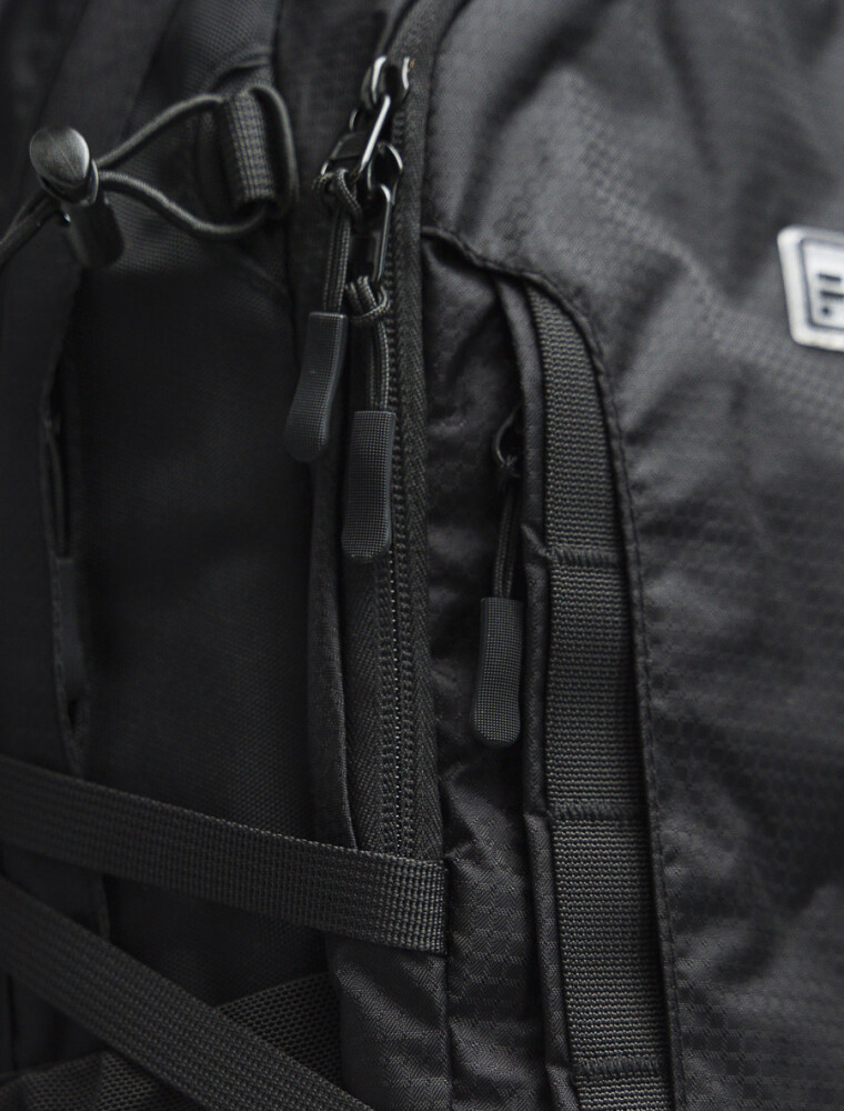 Mochila Forum Explorer Negro