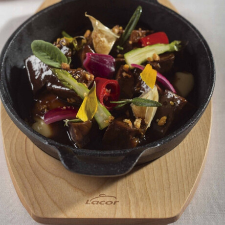 Cacerola Hierro Fundido con base 15cm 500ml Cacerola Hierro Fundido con base 15cm 500ml