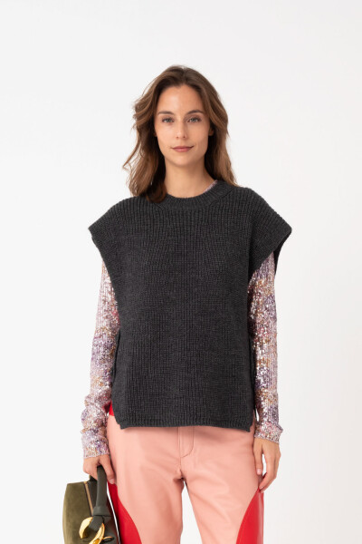 CHALECO TEJIDO Gris