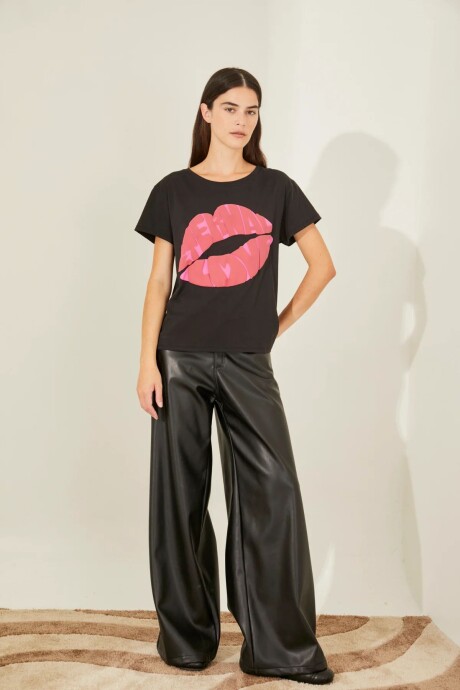 REMERA ETERNAL NEGRO