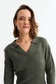 Vestido tejido cuello polo VERDE OLIVA