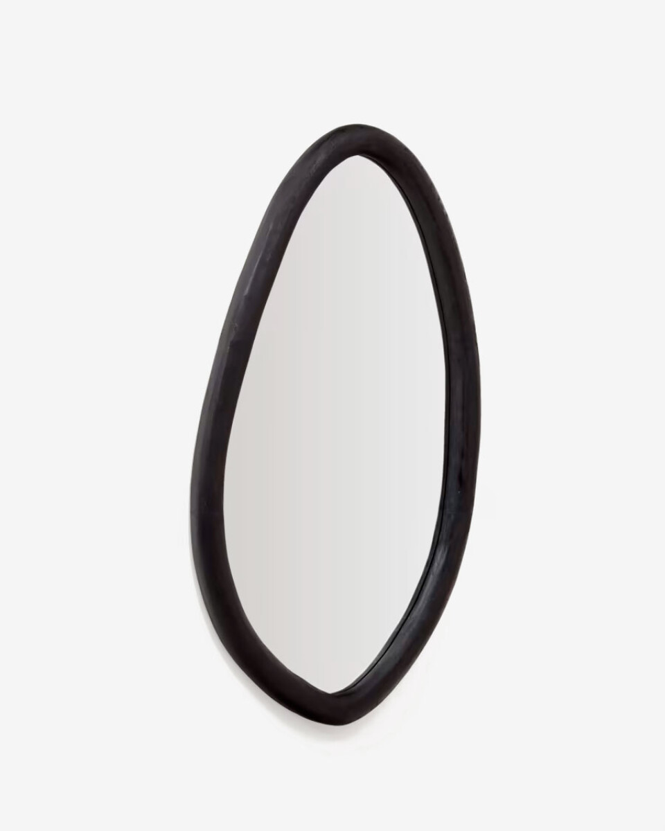Espejo Magrit de madera maciza de mungur con acabado negro Ø 60 x 110 cm 