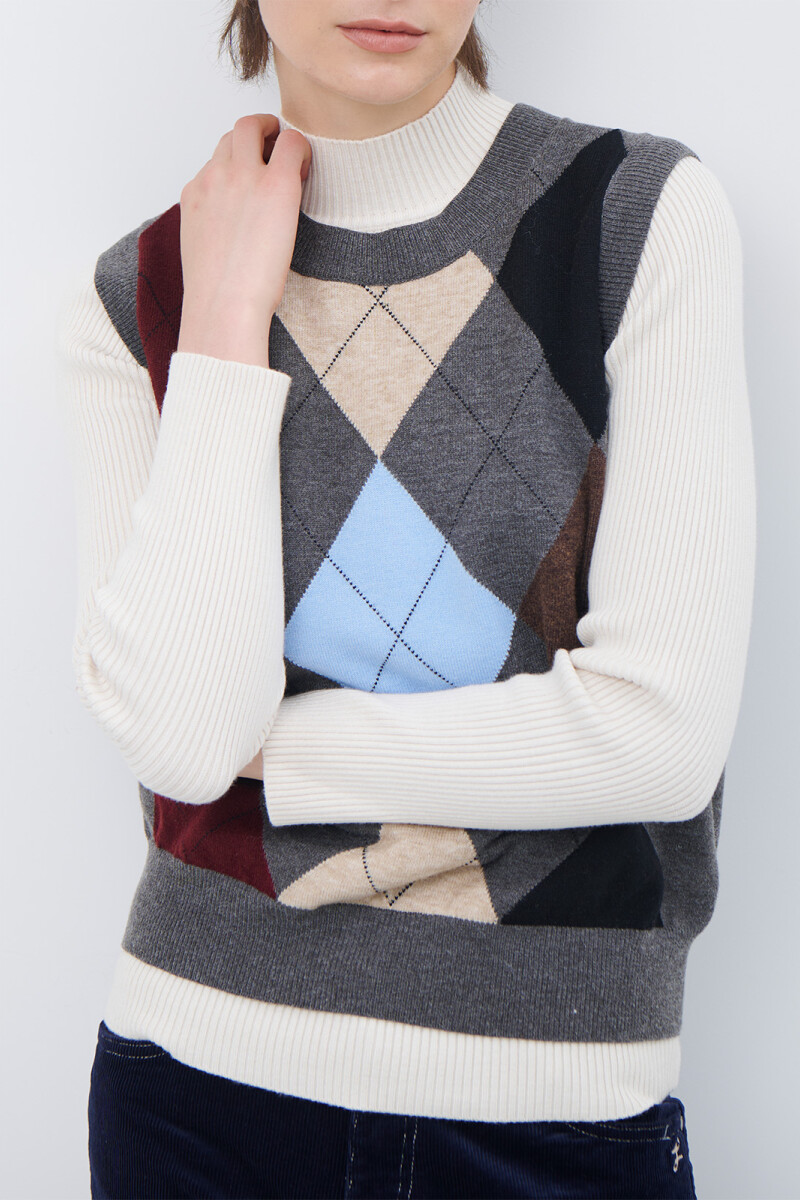 CHALECO ROMBOS CELESTE