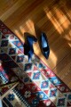Zapato crocco con taco azul marino