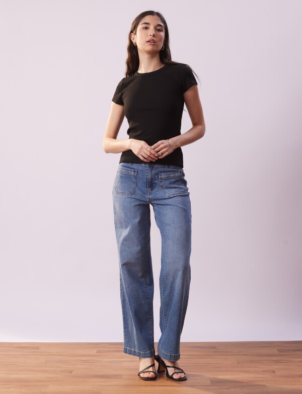 Remera Basica Ribs NEGRO