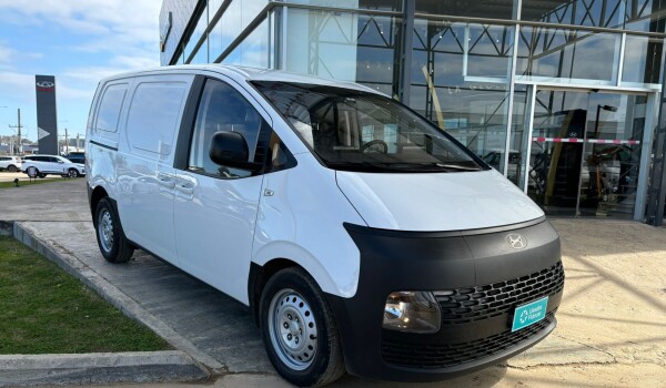 Hyundai H1 Staria Furgon 2.2 Diesel - 2023 Hyundai H1 Staria Furgon 2.2 Diesel - 2023