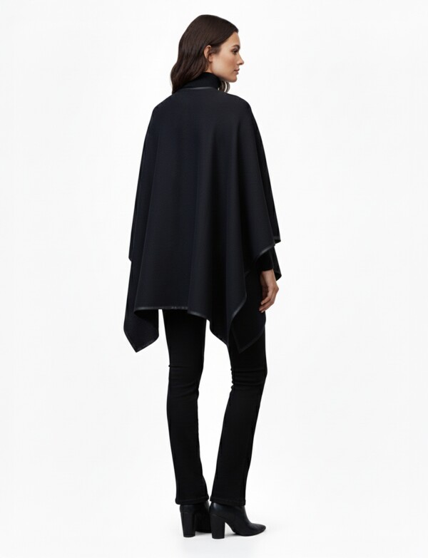 Ruana Botones Ribete NEGRO