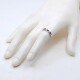 Anillo en oro 18k blanco, brillantes y zafiros. Anillo en oro 18k blanco, brillantes y zafiros.