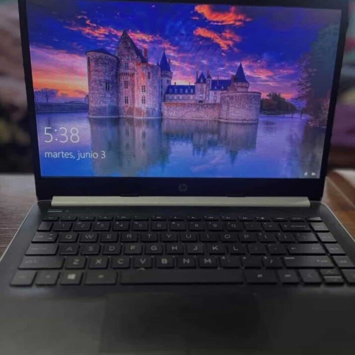 HP 14-cm0075nr 14" - 4GB RAM 64GB eMMC HP 14-cm0075nr 14" - 4GB RAM 64GB eMMC