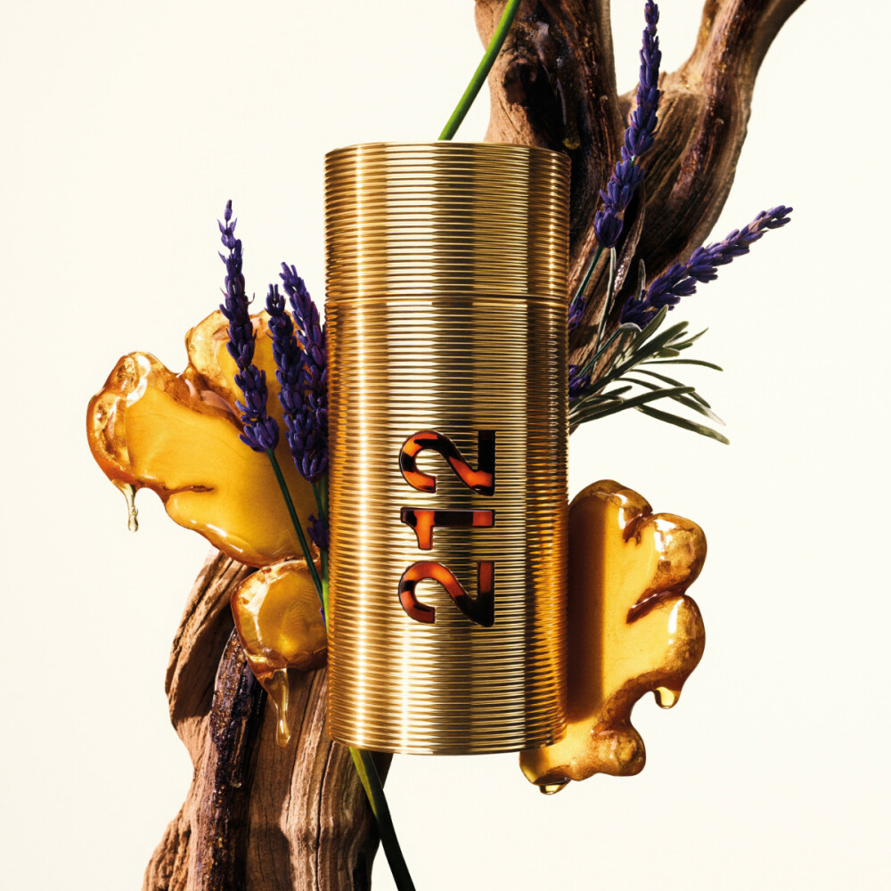 Carolina Herrera 212 Parfum 50ml - Masculino