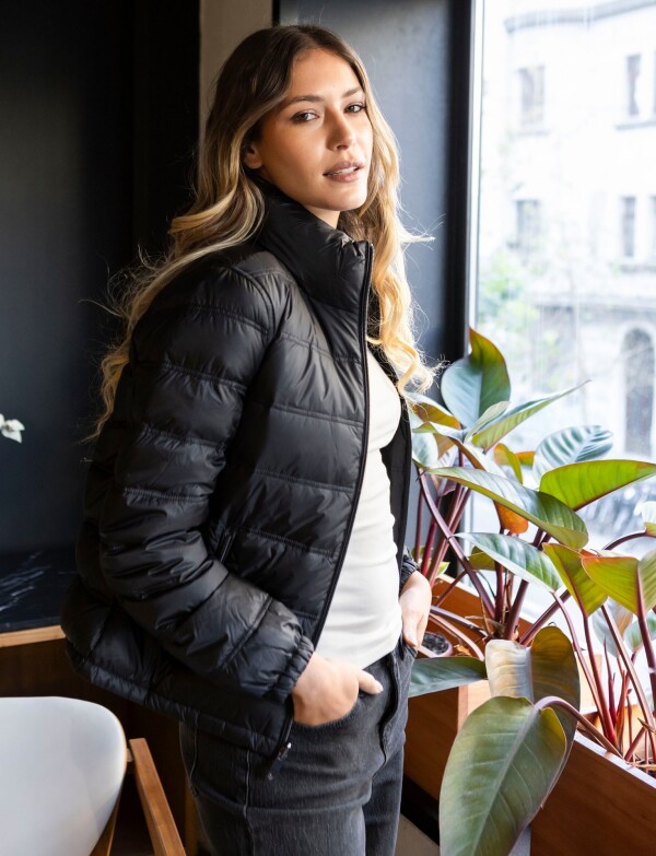 Campera Plumas Reversible Packable NEGRO