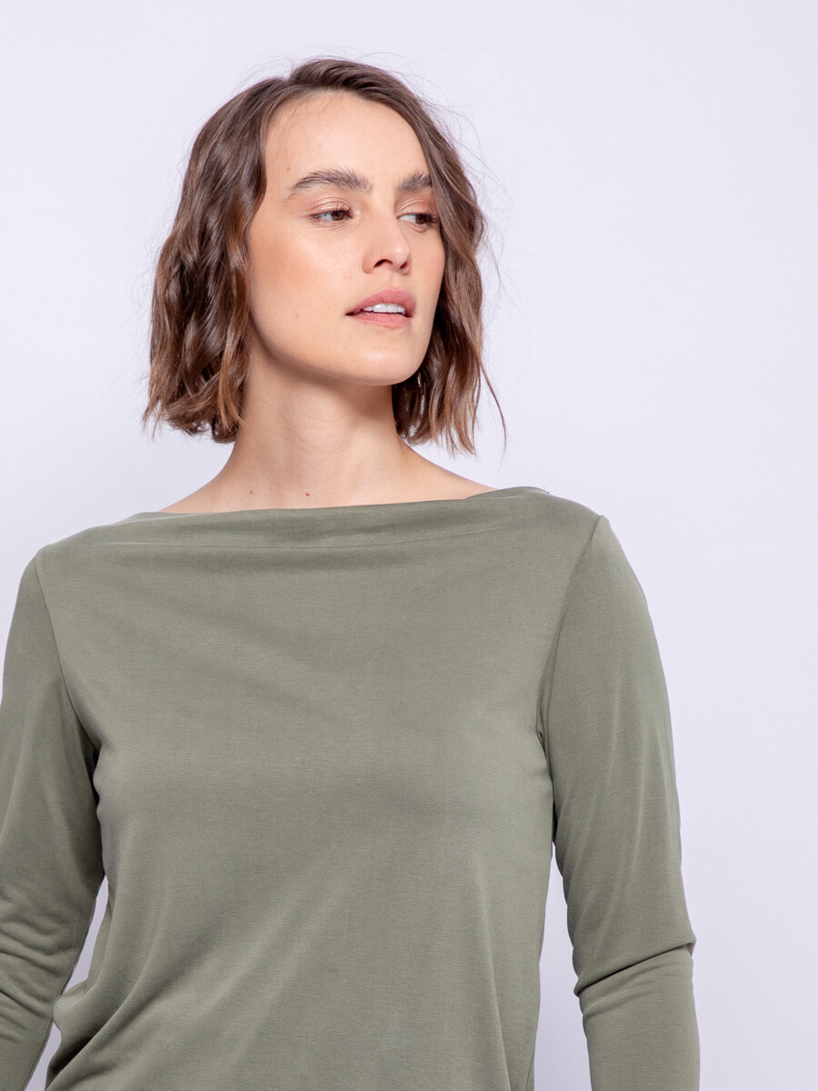 REMERA ISOLDA - Verde Oliva 