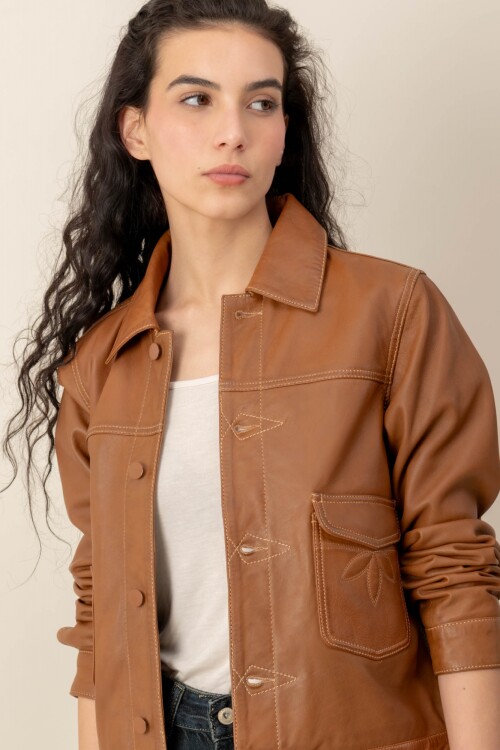 Campera cuero Sahara Cognac