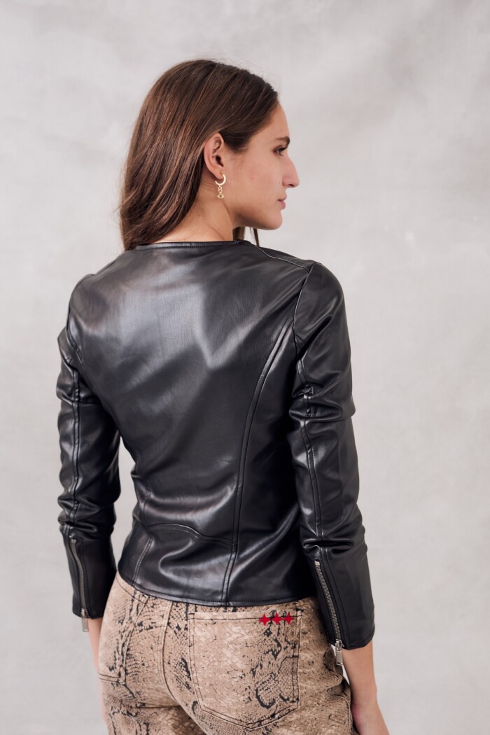 Campera Cuero Vegano Negro