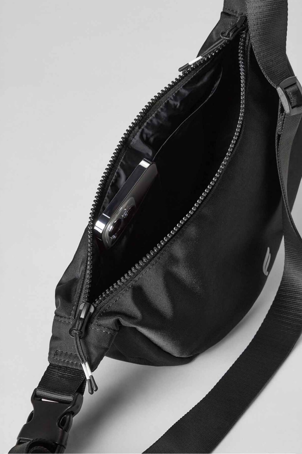 Bolso Cruzado The Sling Bag Unisex Black