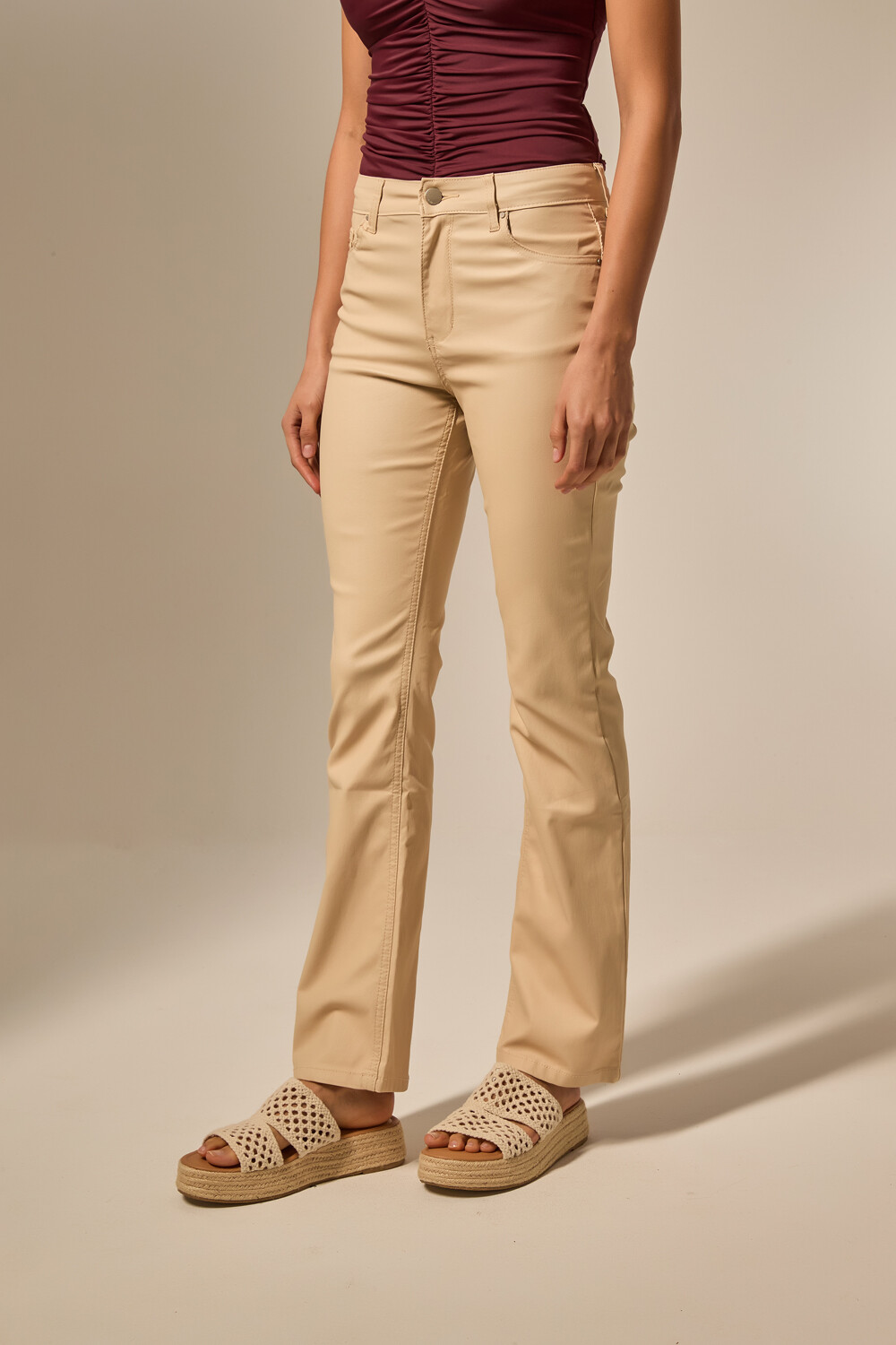 Pantalon Ferfi Beige Claro