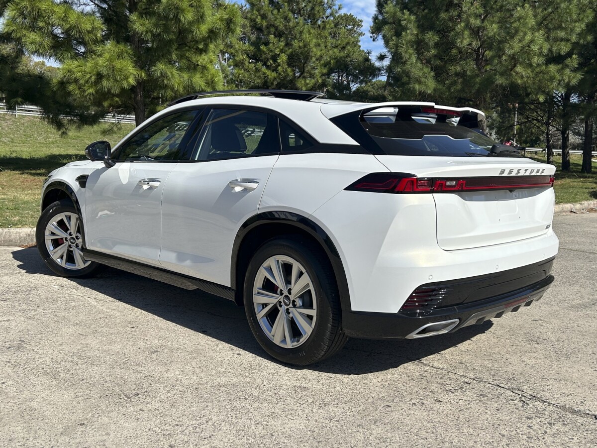 Bestune B70S Commander 1.5T Extra Full| Permuta / Financia Bestune B70S Commander 1.5T Extra Full| Permuta / Financia