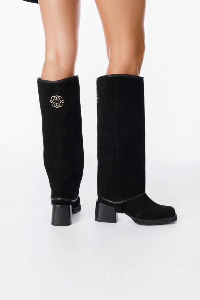 Bota Almendrada Negro
