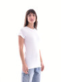 REMERA ESCOTE U BLANCO