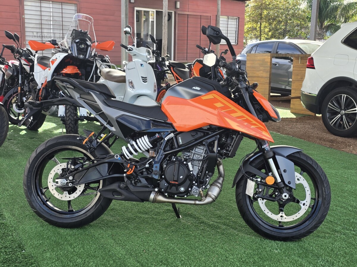 KTM Duke 250cc 0KM | Permuta / Financia KTM Duke 250cc 0KM | Permuta / Financia