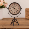 Reloj de Mesa con Base Tripode Anique Reloj de Mesa con Base Tripode Anique