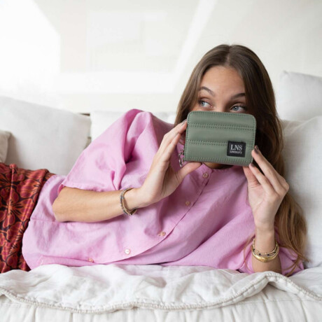 Billetera Vera Laurel