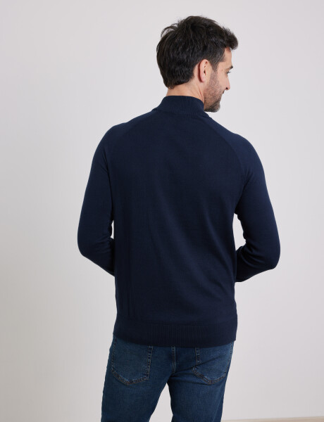 Sweater Azul Oscuro