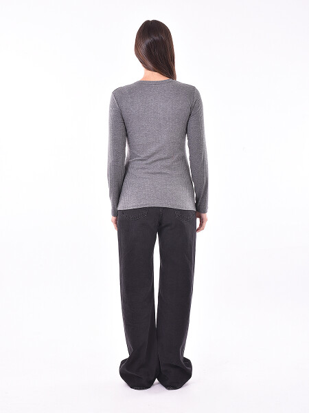 REMERA MILAN GRIS MELANGE O