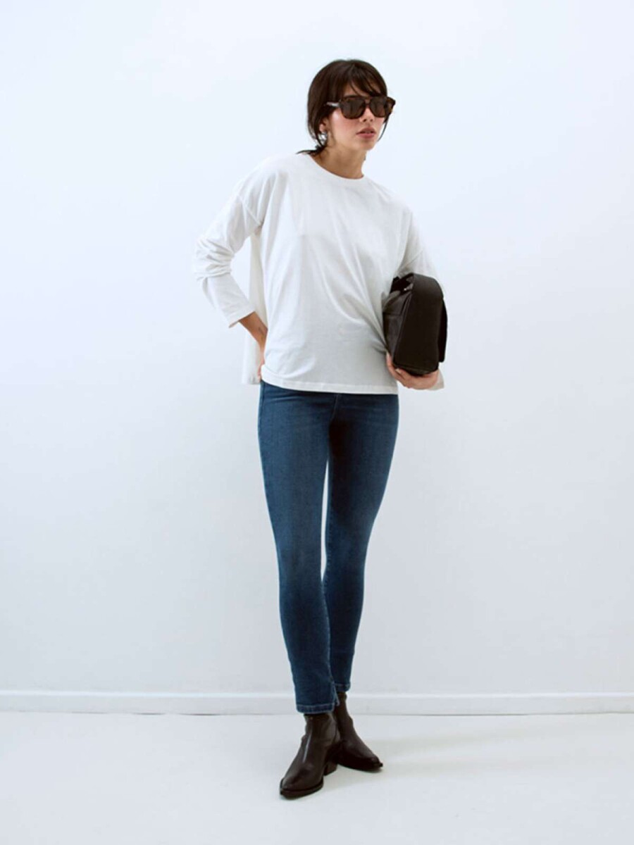 Camiseta Over - White 