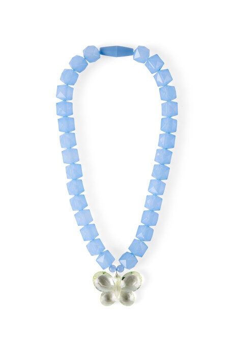 Collar de cuentas y dije mariposa Sin color