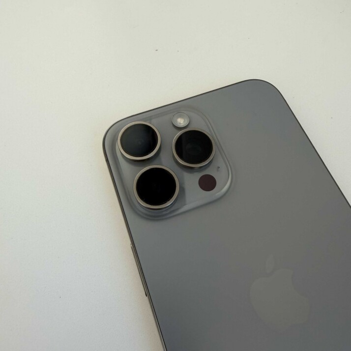 iPhone 15 Pro Max 256GB - Natural Titanium iPhone 15 Pro Max 256GB - Natural Titanium