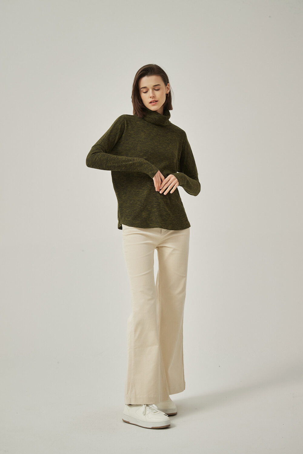Polera Masina Verde Oliva Oscuro