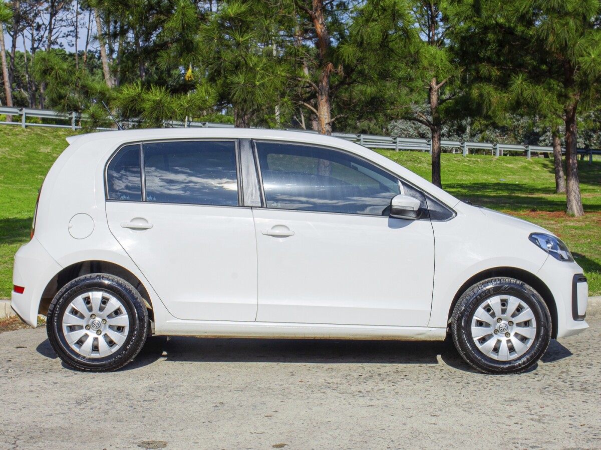 Volkswagen Up Move 1.0 Extra Full | Permuta / Financia Volkswagen Up Move 1.0 Extra Full | Permuta / Financia