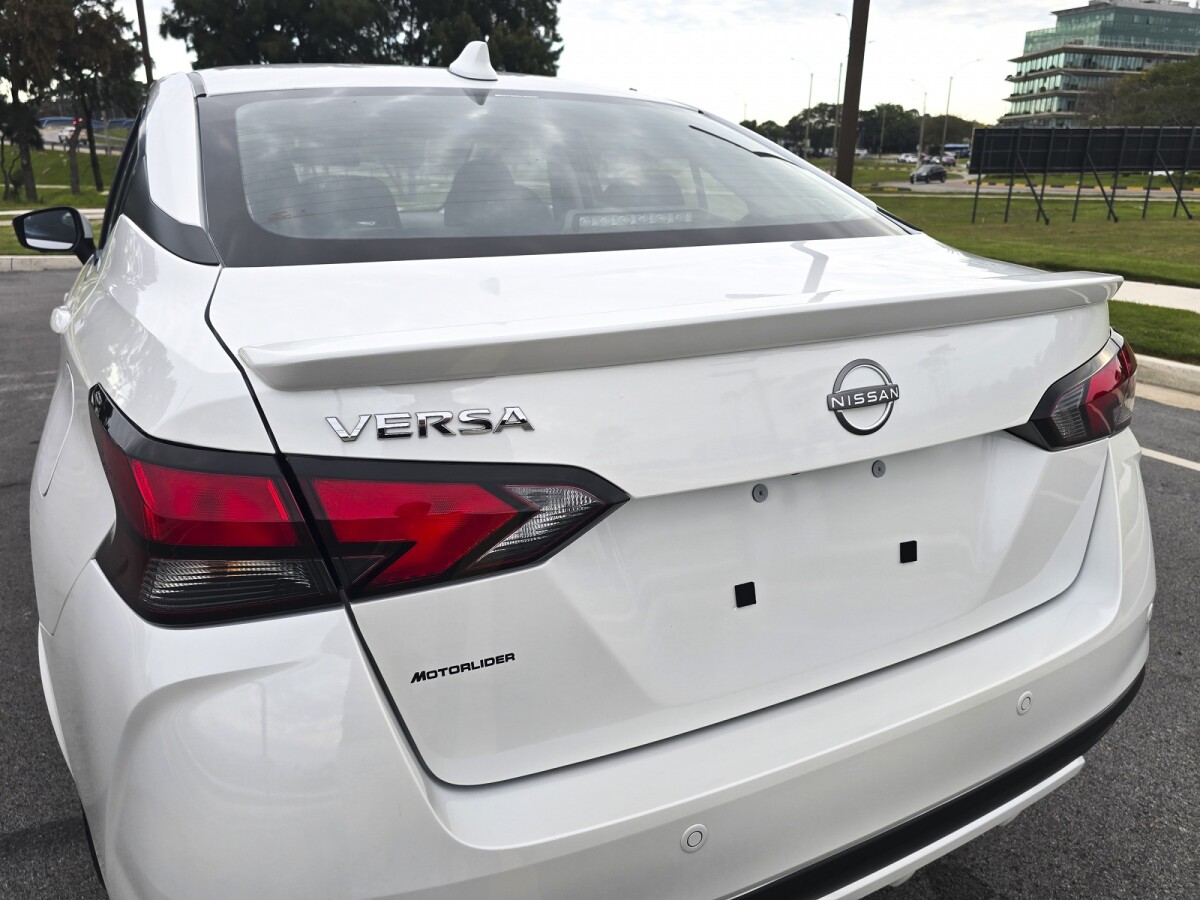 Nissan Versa CVT PH2 2026 0KM | Permuta / Financia Nissan Versa CVT PH2 2026 0KM | Permuta / Financia
