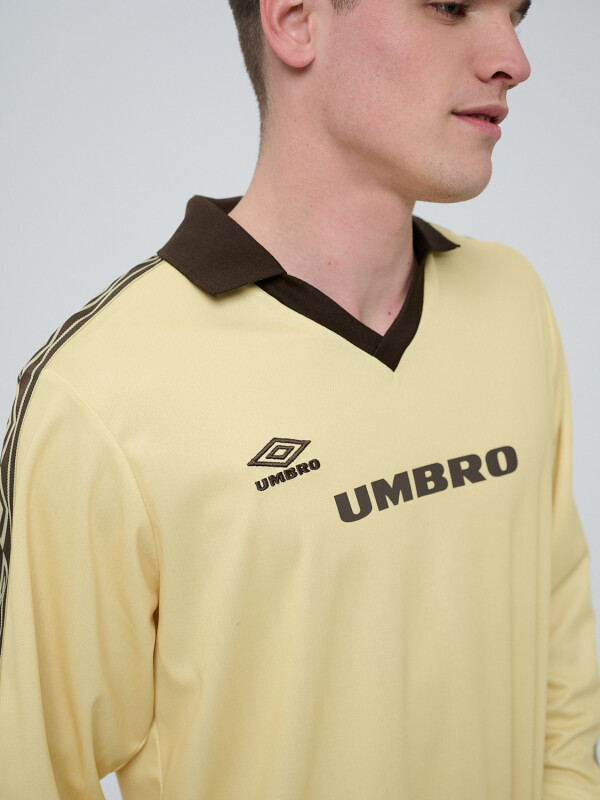REMERA MANGA LARGA TAPED Umbro Hombre 00b