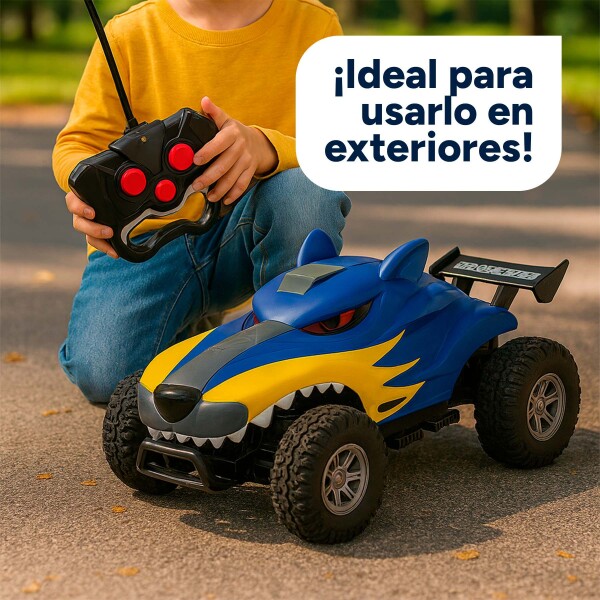 Auto A Control Remoto Recargable Monster Todo Terrreno Atrix Color Azul