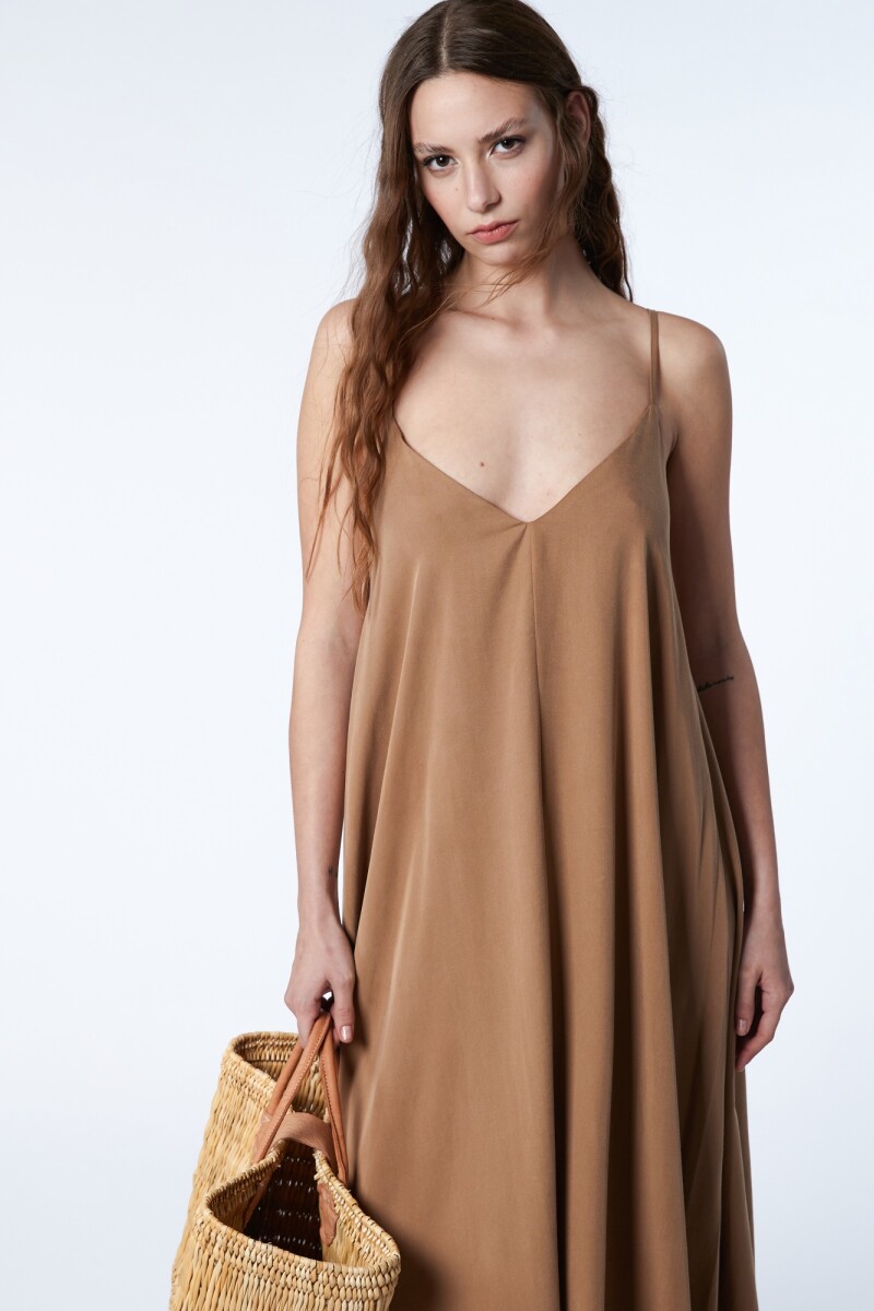 Vestido Camel