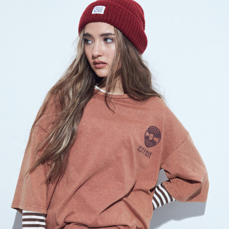 REMERA FRAXINUS Ladrillo