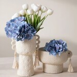 MACETA C/BORLAS 20x14x27CM CEMENTO MACETA C/BORLAS 20x14x27CM CEMENTO