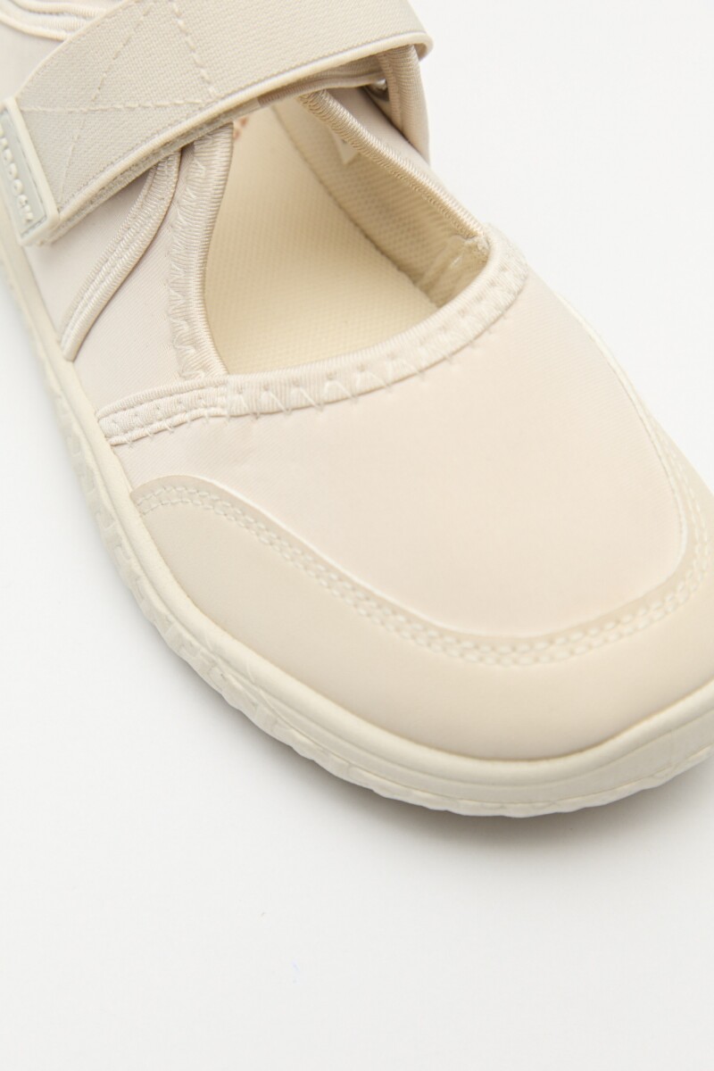 ZAPATILLA COMFINA Beige