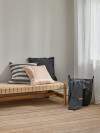Manta throw DAGLILJE 130x170 gris oscuro Manta throw DAGLILJE 130x170 gris oscuro