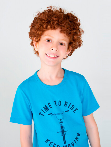 CAMISETA DE NIÑO MANGA CORTA ESTAMPADA CELESTE