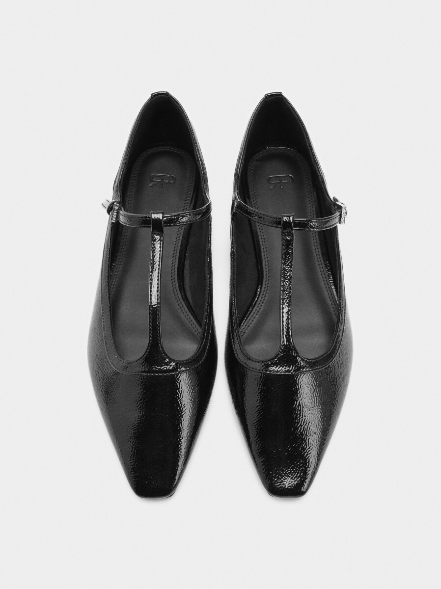 Bailarinas T-Bar Charoladas - negro 