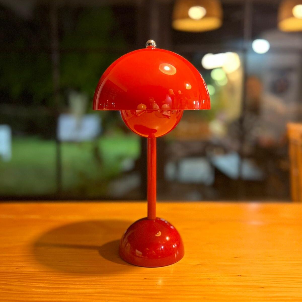 Lámpara de mesa táctil recargable - Roja 