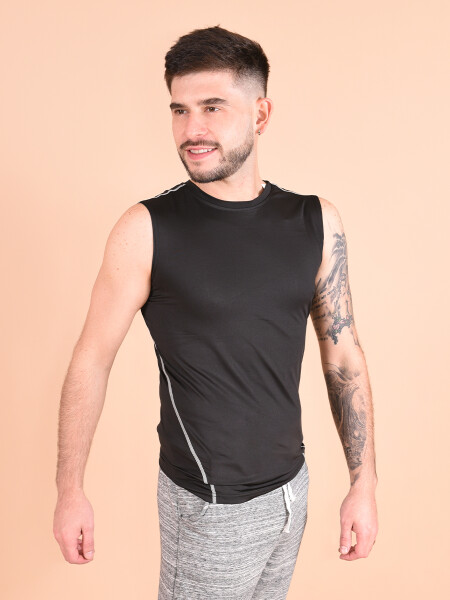 MUSCULOSA STRONG NEGRO
