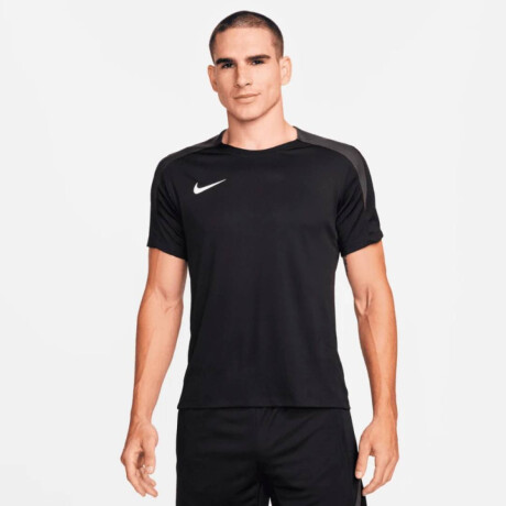Remera Nike Strike de Hombre Negro